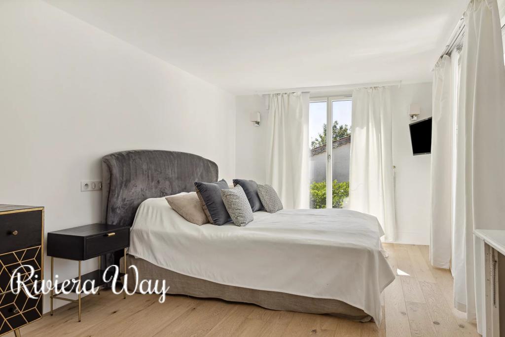 4 room villa in Villefranche-sur-Mer, photo #2, listing #94070718